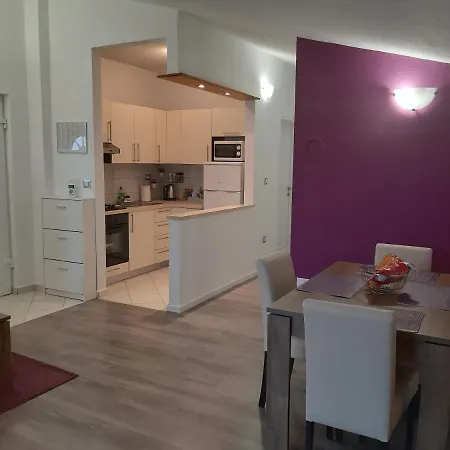 Apartments Dora Porec Exterior photo