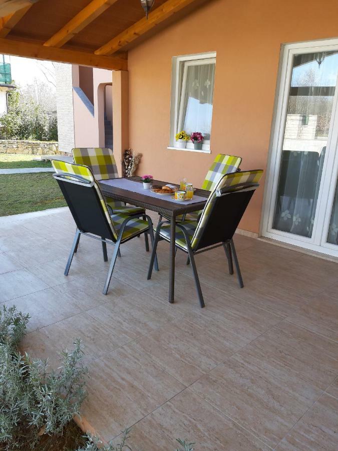 Dora Apartment